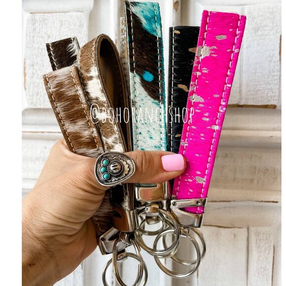 Western Hair On Cowhide Wristlet Keychain Brown with Turquoise Specks - Picture 4 of 5